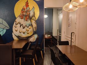 A hen at Thai Vegan Kitchen in Helsinki