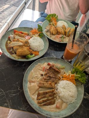 Peanut "duck" dish (closest) at Ananda - Acherstrasse in Bonn