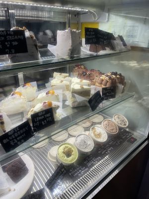   at Sunny House - 써니브레드 in Seoul