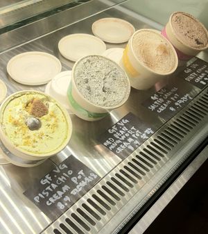 Gluten-free & vegan "cream pot" at Sunny House - 써니브레드 in Seoul