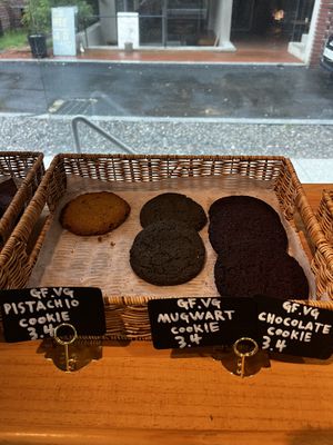 Cookies  at Sunny House - 써니브레드 in Seoul