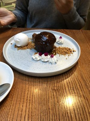 Sticky date  at Hectors Restaurant in Auckland