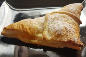 Apple turnover (vg) at Honeymans of Bowburn in Durham