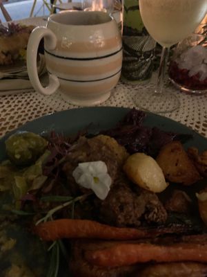 But roast Christmas dinner at Pot & Page in Ledbury