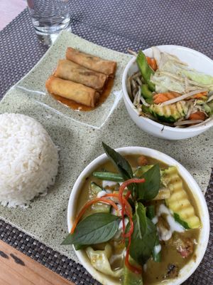 Vegan tapas plate - green curry was 👌 at Giggling Squid in Leicester