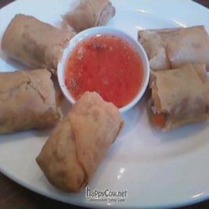 lumpia at No Worries Cuisine in Oakland
