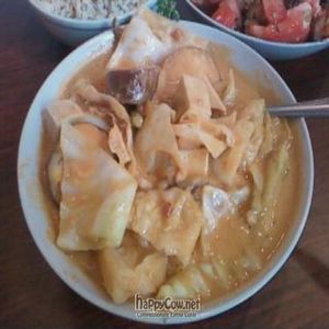 kare kare at No Worries Cuisine in Oakland