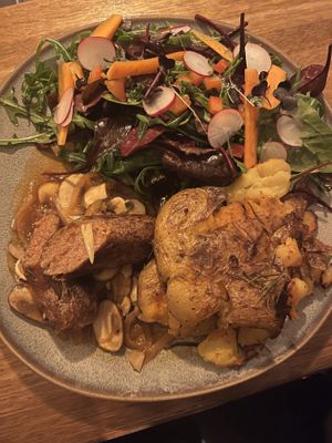 Vegan Bratwurst   at Landwehr - Bräu am Turm in Rothenburg Ob Der Tauber