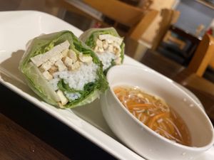 Summer rolls at Simple Joy in Honolulu