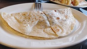 8. Quesadilla! I would give it  9.7/10 if they could put more cheese and add vegenaise. 9/10 so far at Simple Joy in Honolulu