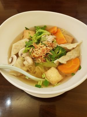 Wonton noodle soup at Simple Joy in Honolulu