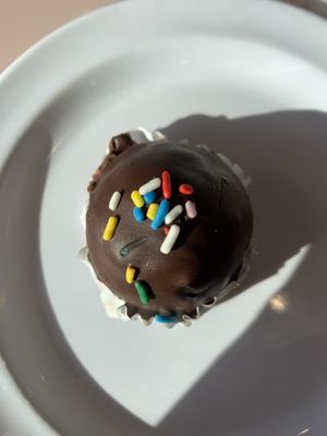 Cake tart  at Miss Chickpea's Cafétal in San Antonio