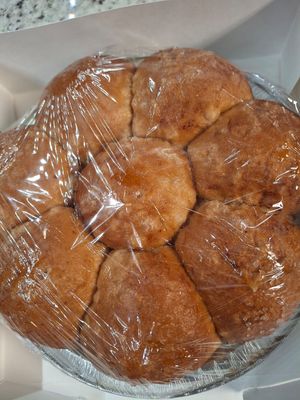 Garlic Butter Rolls at Miss Chickpea's Cafétal in San Antonio