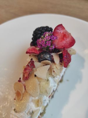 Mojito/ matcha cheesecake at Kate Coffee & Cake in Gdynia