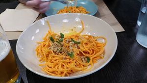 Fusillo de zanahoria con salsa de cacahuete at El Med Veg in Tenerife