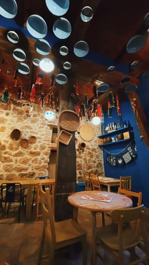 Interior  at El Cuenco Dorado in Burgos