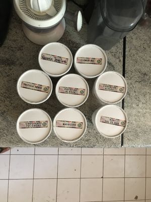 Some of their vegan flavors  at Auguri - MUT in Las Condes