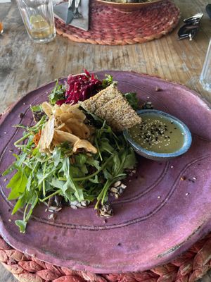 Salad with tempeh & cracker  at Esfigueral in Ibiza