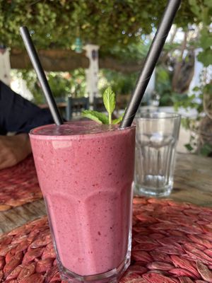 Forest fruit shake  at Esfigueral in Ibiza