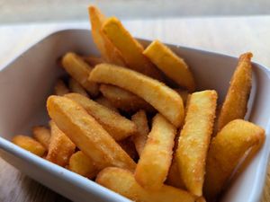 The chips punched well above their weight: crunchy, flavoursome, and very moreish. Yum! at Portz Kebab & Grill in Ocean Grove