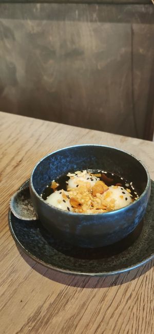 Klebreisbällchen in süßer Ingwerbrühe at GAO Vegan in Leipzig