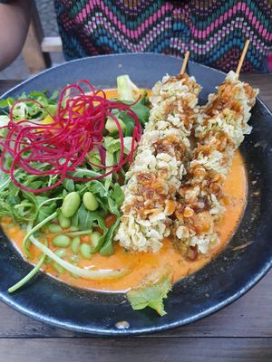 Seitan mit Hähnchengeschmack in Currysauce at GAO Vegan in Leipzig