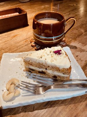 Carrot cake and chai  at Magokoro in Kamakura