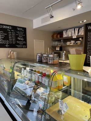 Juices, treats & coffee at Whitebark Cafe in Banff
