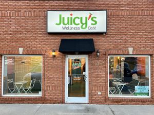 Front entrance of the business  at Juicy's Wellness Cafe in Cookeville