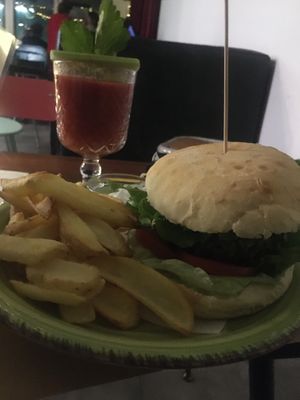 Vegan burger at Aperture Cocktail Bar in Padua