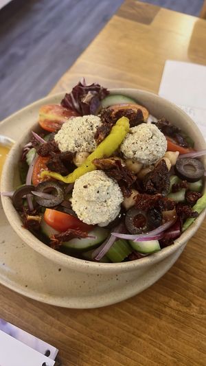 ensalada   at Soltribe Cuisine in San Miguel De Allende