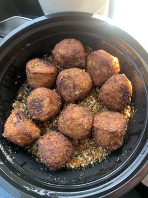 Vegan dry rub wings at Pizza Twist in Sacramento