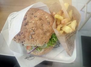 Cieciorex with fries at Krowarzywa - Chmielna in Warsaw