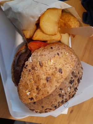 Beyond burg and wedges at Krowarzywa - Chmielna in Warsaw