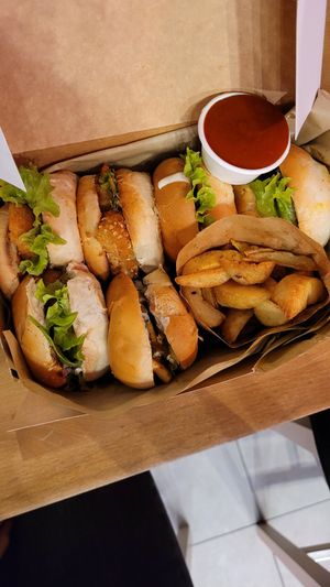  at Krowarzywa - Chmielna in Warsaw