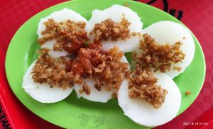 Chwee Kueh at Gan En 感恩素食 in Central Singapore