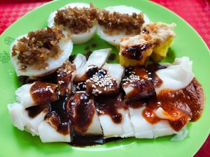 3 in 1 set at Gan En 感恩素食 in Central Singapore