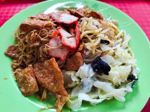 Bee hoon mee set at Gan En 感恩素食 in Central Singapore