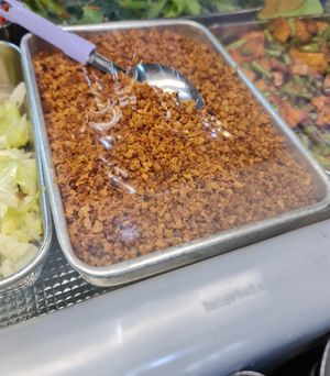 Hey Bee ~ 9/7/22 at Gan En 感恩素食 in Central Singapore