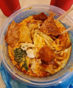 Laksa ~ 7/11/22 at Gan En 感恩素食 in Central Singapore
