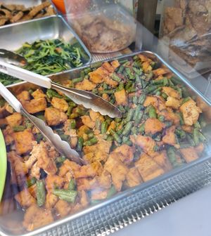 Tau kua long bean ~ 7/11/22 at Gan En 感恩素食 in Central Singapore