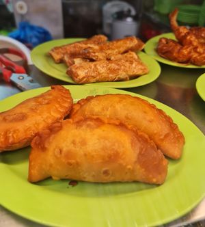 Curry puff ~ 7/11/22 at Gan En 感恩素食 in Central Singapore