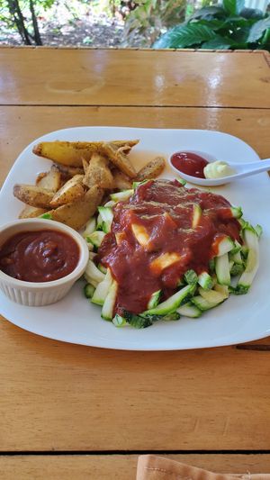 Zucchini spaghetti with red sauce at Cafe la Semilla in Bijagua