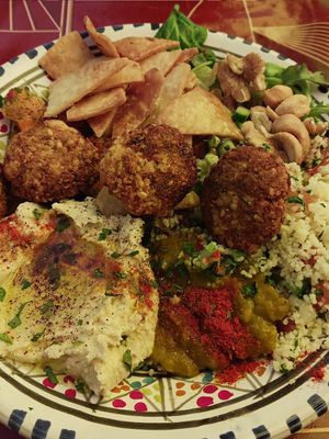 Vegano plato combinado at El Patio in Albir