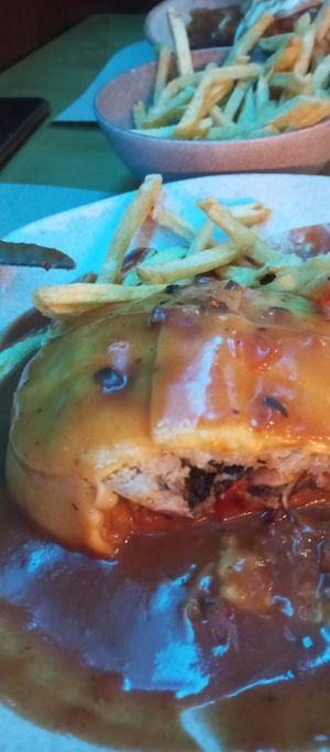 Vegan francesinha 🩷✅ at Adega das Francesinhas in Leiria