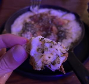 Provolone de caju con pan de nada madre 😋🤤  at Mushroom Bar in Montevideo