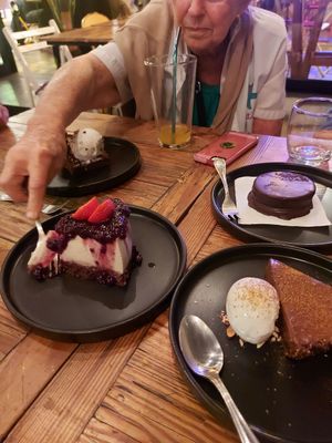  at Mushroom Bar in Montevideo