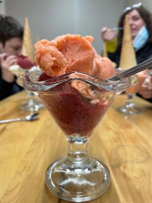 🍦 at Emporio La Rosa in Concon