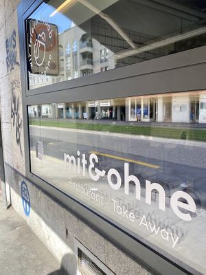 Aussenansicht  at mit & ohne in Zurich