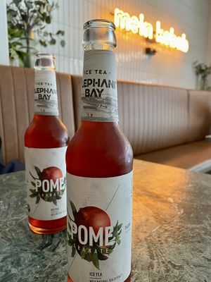 Elephant Bay Ice Tea Pomegranate  at mit & ohne in Zurich
